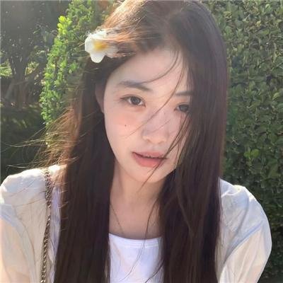 深锁春光一院愁