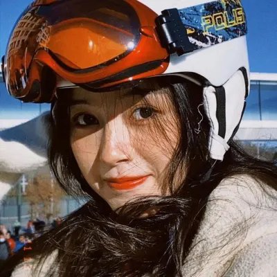 万花嬉春